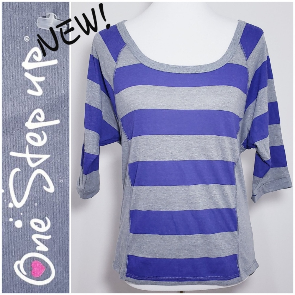 💙ONE STEP UP NEW! top purple/gray top 🤍medium